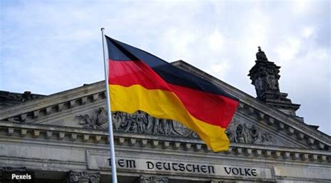 German government orders closure of four out of five Russian consulates in Germany in tit-for-tat move